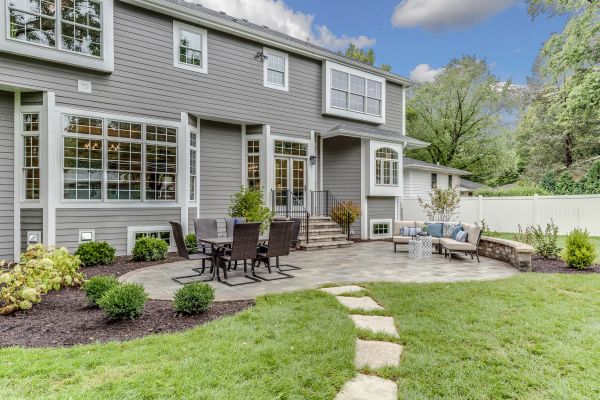 Concrete Patio Landscaping in Redwood City