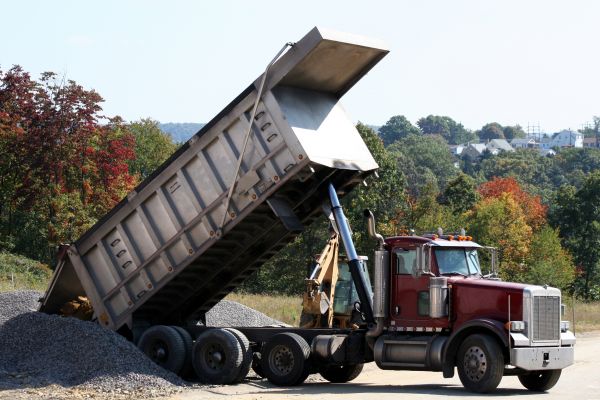 Landscaping Rocks Delivery in Redwood City