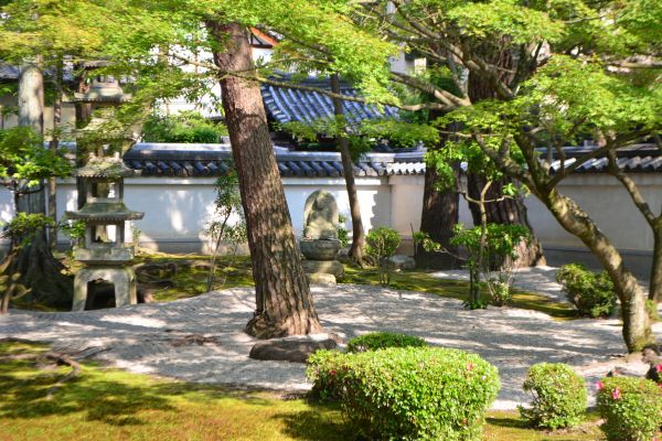 Zen Garden Landscaping in Redwood City