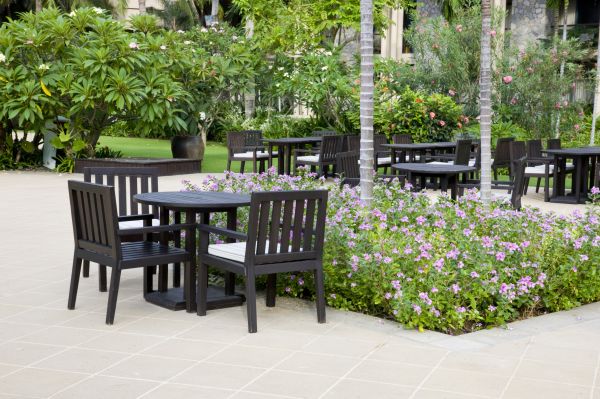 Courtyard Landscaping in Redwood City