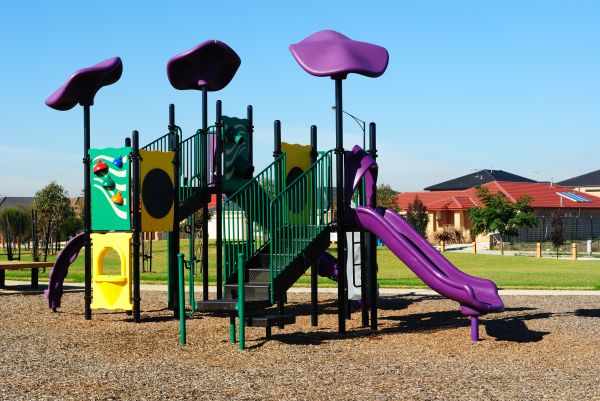 Playground Mulch Removal in Redwood City